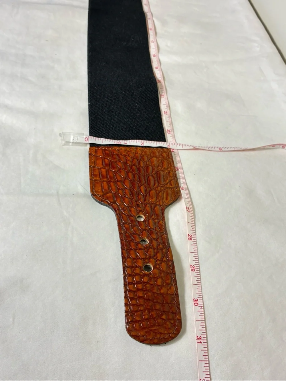 Womens Belt OS Stretch Textured Cognac Brown-Black Croc-Embossed Faux Leather